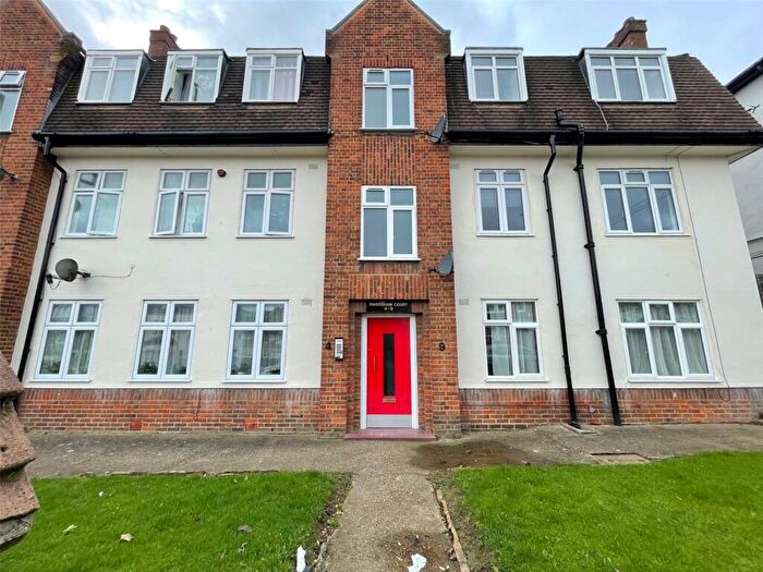 2 Bedroom Apartment To Rent In Faversham Court, London, SE6