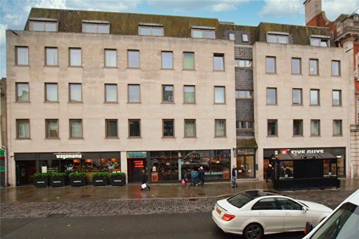 Flat For Sale In High Street, Colchester, Essex, CO1