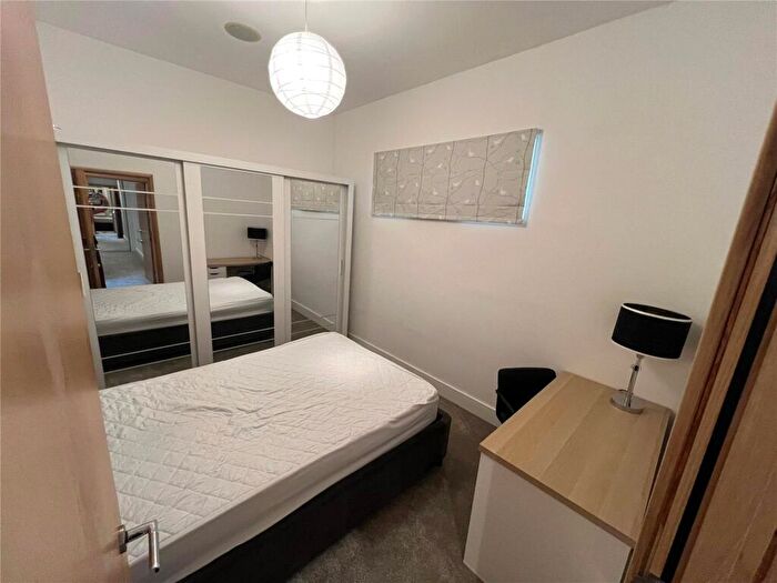 3 Bedroom Flat To Rent In Tower Building, Water Street, Liverpool, Merseyside, L3