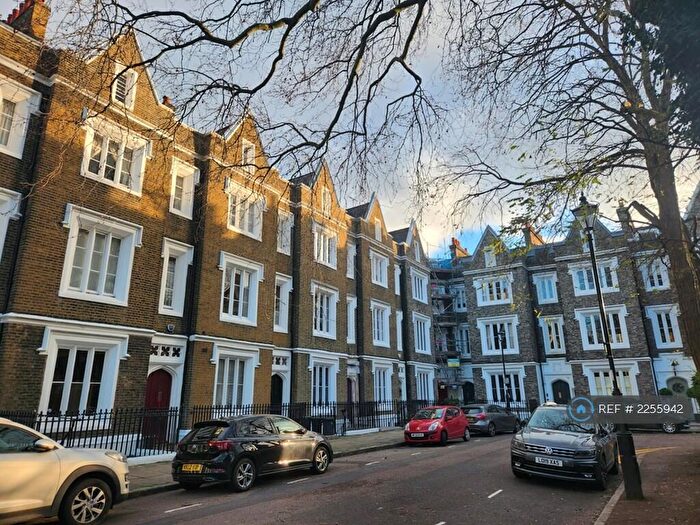 1 Bedroom Flat To Rent In Lonsdale Square, London, N1