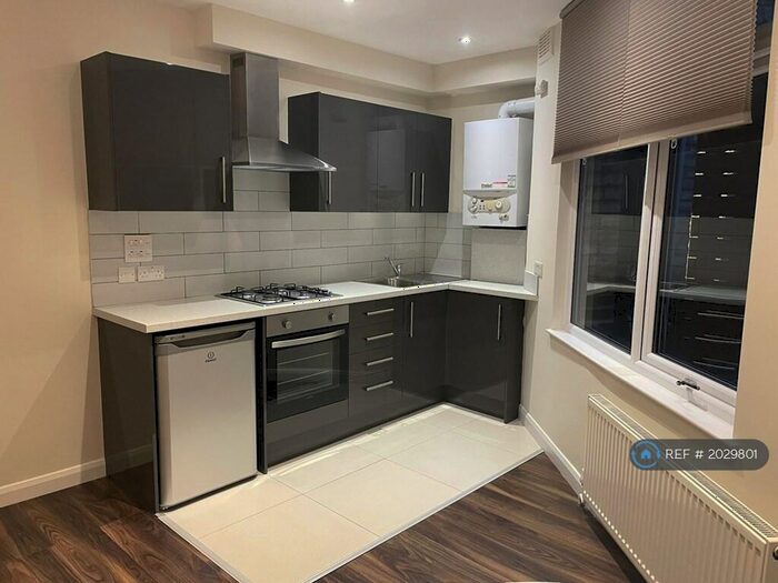 1 Bedroom Flat To Rent In Muswell Hill Broadway, London, N10