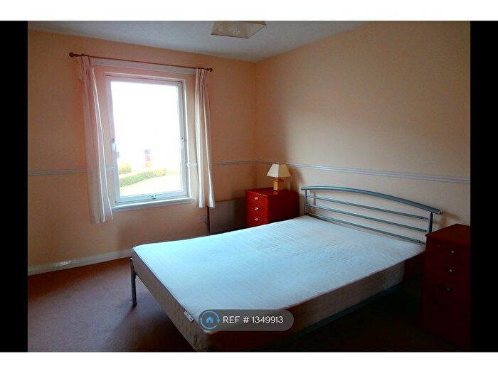 1 Bedroom Flat To Rent In Second Avenue, Clydebank, G81