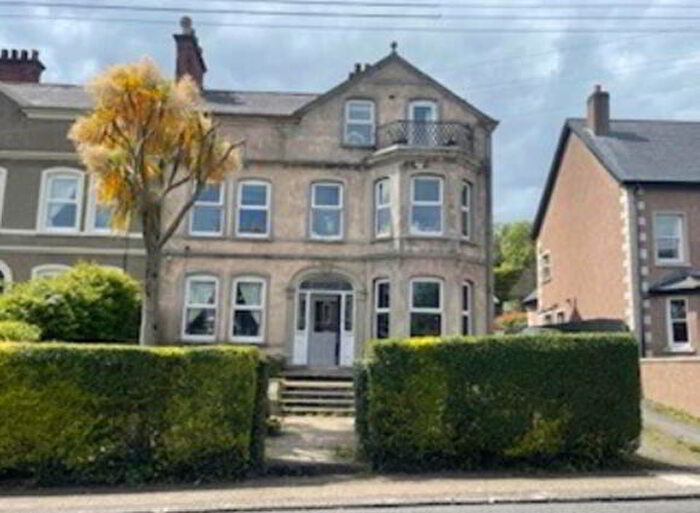 5 Bedroom Semi-Detached House For Sale In Cable Road, Carrickfergus, BT38