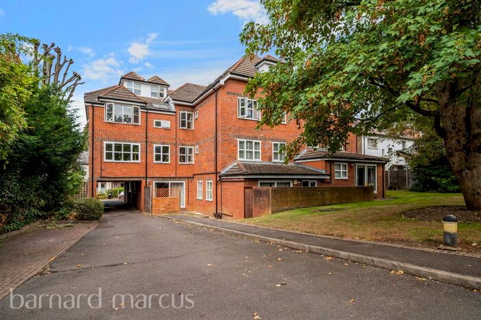2 Bedroom Flat To Rent In Cedar Road, Sutton, SM2