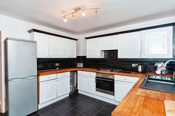 3 Bedroom Semi-Detached House For Sale In Victoria Road, Saltney, Chester, Flintshire, CH4