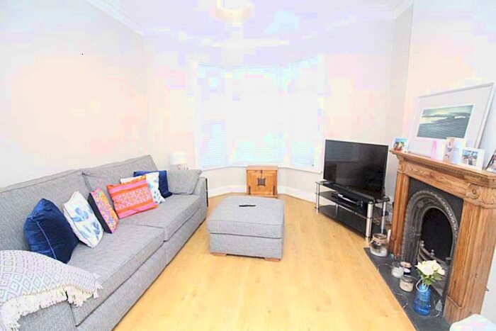 3 Bedroom Terraced House To Rent In Coveny Street, Splott, Cardiff CF24