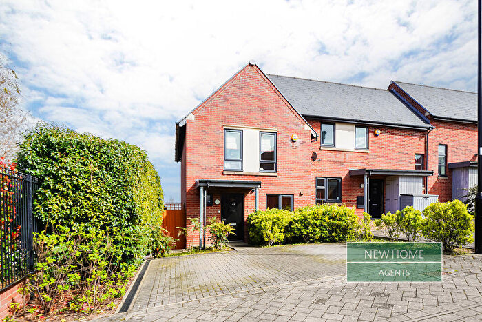 3 Bedroom Terraced House For Sale In Honeysuckle Road, Sheffield, S5