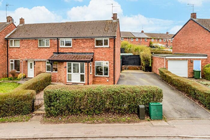 3 Bedroom End Of Terrace House For Sale In Kingsthorpe Avenue, Corby, NN17