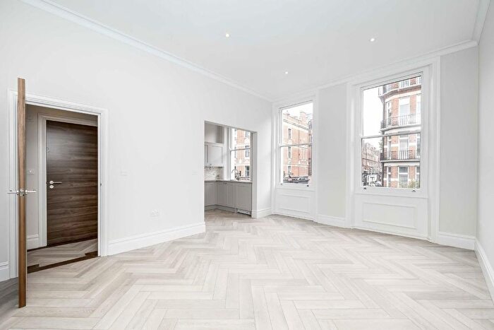 2 Bedroom Flat To Rent In Earls Court Road, London, SW5