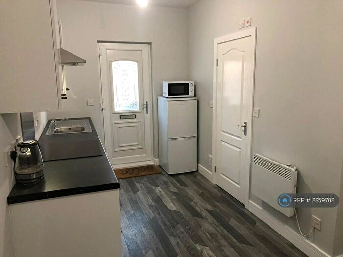 1 Bedroom Flat To Rent In Broad Street, Rotherham, S62