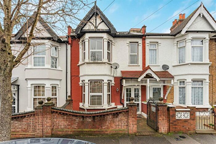 5 Bedroom Terraced House For Sale In Colchester Road, Leyton, E10
