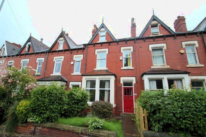 4 Bedroom Terraced House To Rent In Potternewton Lane, Leeds, West Yorkshire, Uk, LS7