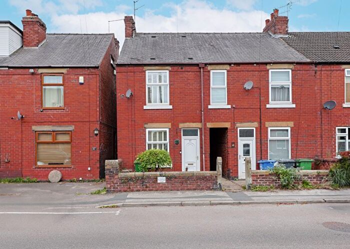 3 Bedroom Terraced House For Sale In Heaton Street, Brampton, Chesterfield, S40