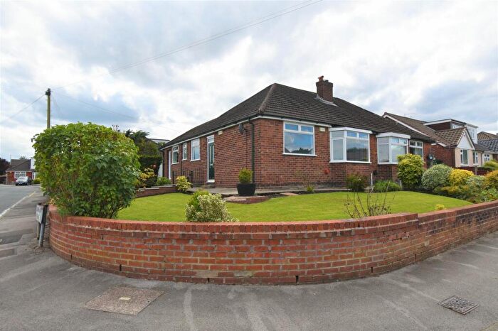 3 Bedroom Semi-Detached House To Rent In Heathfield Drive, Tyldesley, M29