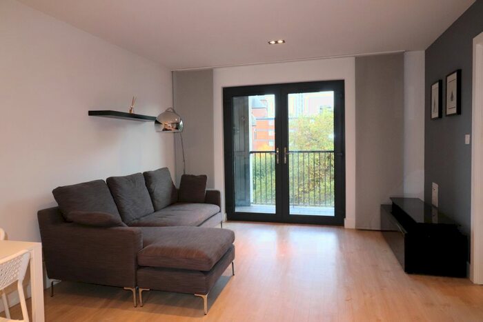 2 Bedroom Flat To Rent In Clive Passage, Birmingham, Birmingham, B4