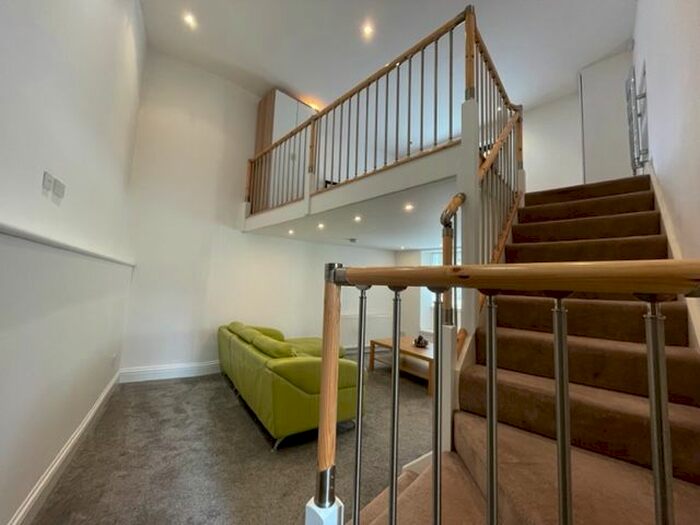 1 Bedroom Flat To Rent In Hutcheon Street, Rosemount, Aberdeen, AB25