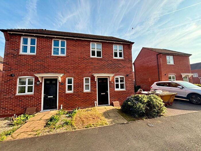 2 Bedroom Semi-Detached House To Rent In Farley Crescent, Ibstock, LE67