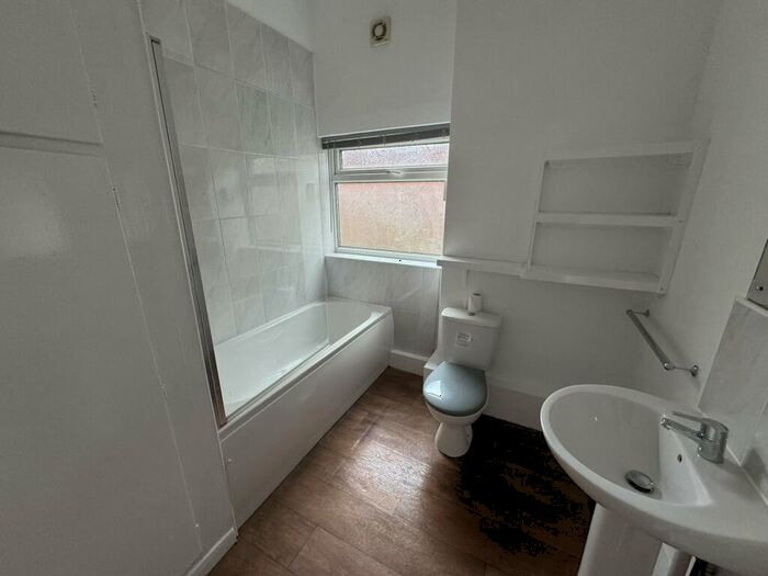 1 Bedroom Flat To Rent In London Road, Leicester, LE2