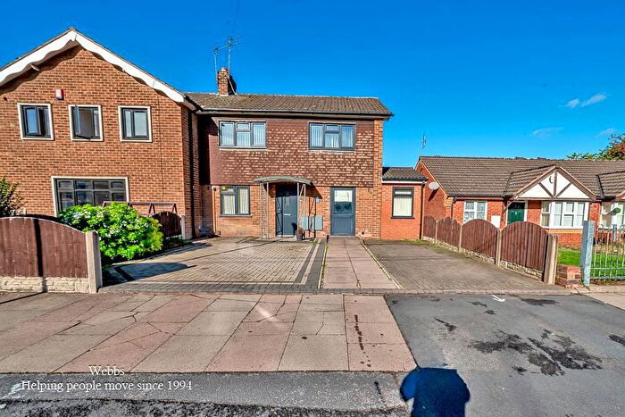 3 Bedroom Semi Detached House For Sale In Sussex Avenue, West Bromwich, B71