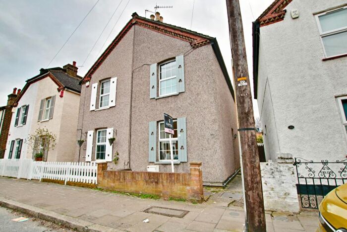 2 Bedroom Semi Detached House To Rent In Recreation Road, Shortlands, Bromley, BR2