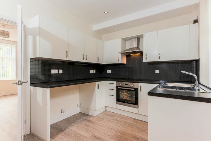 3 Bedroom Terraced House To Rent In Calderbrook Road, Calderbrook, Littleborough, OL15