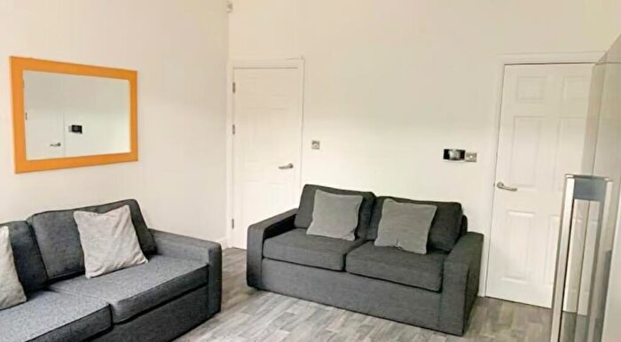 4 Bedroom House To Rent In Shoreham Street, Sheffield, S2