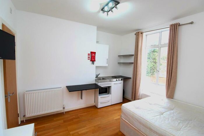 Studio To Rent In Southampton Road, London, NW5
