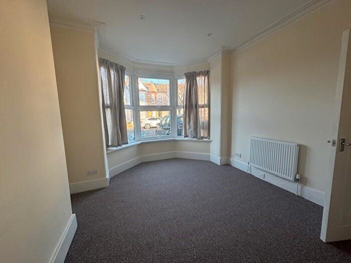4 Bedroom Terraced House To Rent In Westwood Road, Ilford, IG3