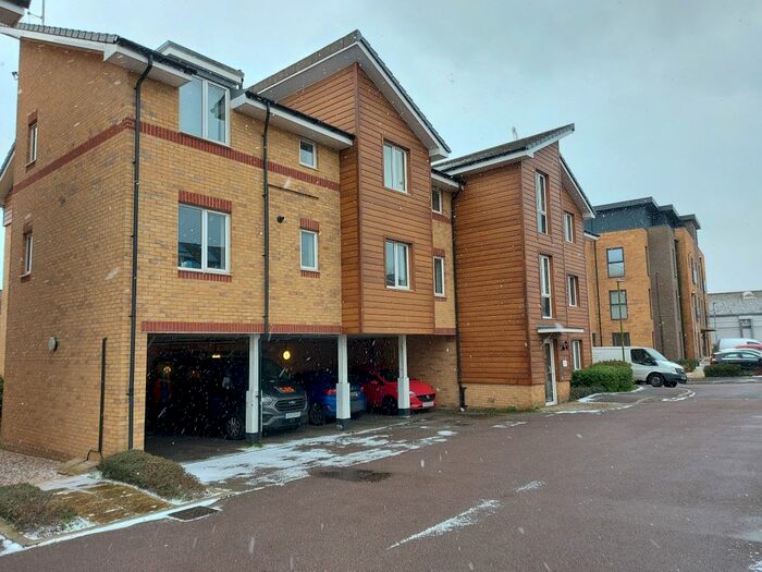 1 Bedroom Flat To Rent In Ebberns Road, Hemel Hempstead, HP3