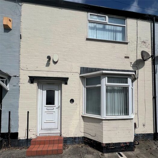 3 Bedroom Terraced House To Rent In Little Heyes Street, Liverpool, L5