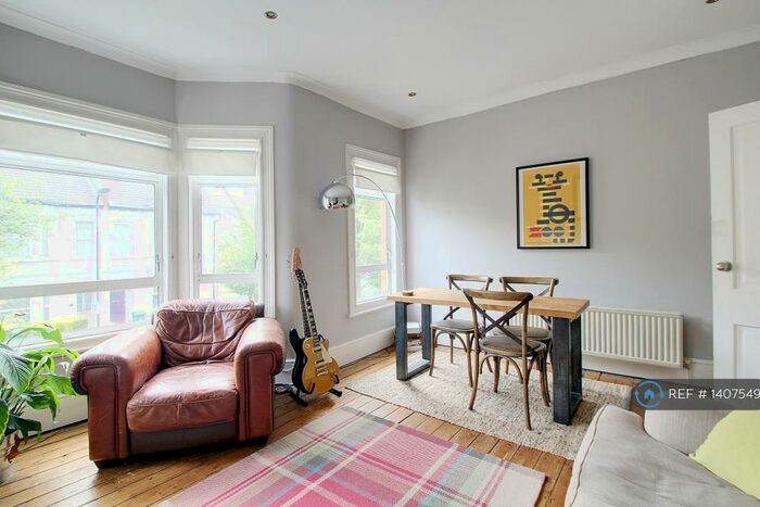 2 Bedroom Flat To Rent In Phoenix Road, London, SE20