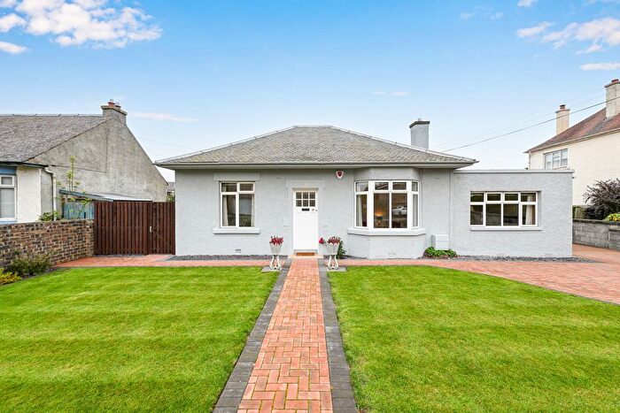3 Bedroom Detached Bungalow For Sale In Newcraighall Road, Newcraighall, EH21