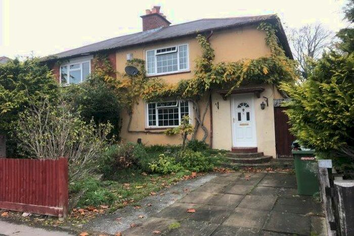 3 Bedroom Semi-Detached House To Rent In Mayfield Road, Southampton SO17