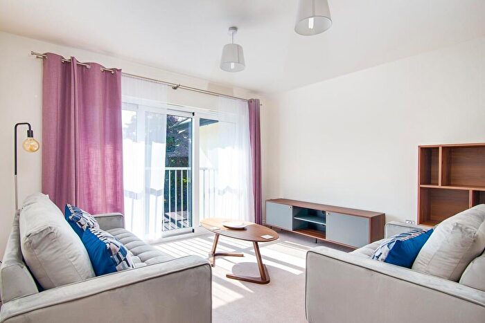 1 Bedroom Flat To Rent In Highfield Road, Edgbaston, Birmingham, B15