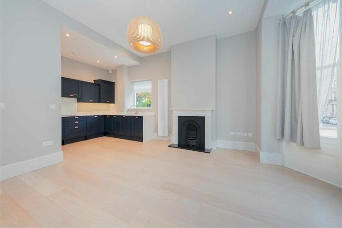 1 Bedroom Flat To Rent In Marylands Road, London, W9