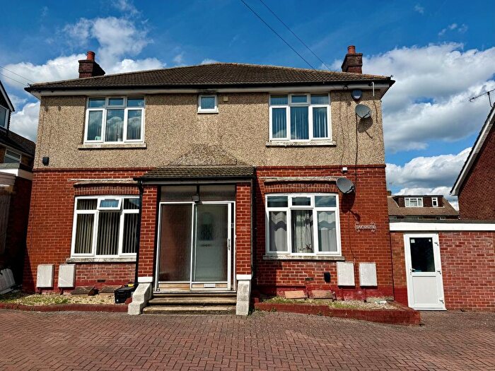 1 Bedroom Flat To Rent In Crabwood Road, Southampton, Hampshire, SO16