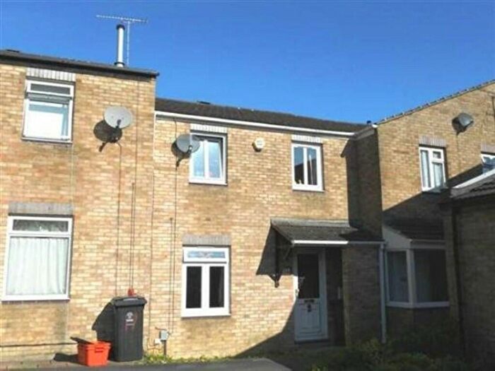 3 Bedroom Terraced House To Rent In Crawford Close, Freshbrook, SN5
