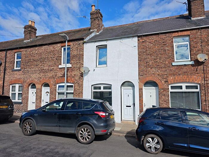 2 Bedroom Terraced House For Sale In Millholme Avenue, Carlisle, CA2