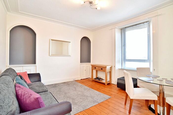 1 Bedroom Flat To Rent In Holburn Street, Holburn, Aberdeen, AB10
