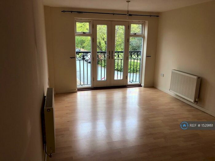 1 Bedroom Flat To Rent In South Street, Stafford, ST16