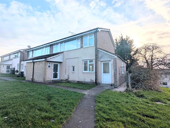 3 Bedroom Semi Detached House To Rent In Cabot Close, Kingswood, Bristol, BS15