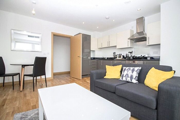 1 Bedroom Flat To Rent In High Street, London, E15