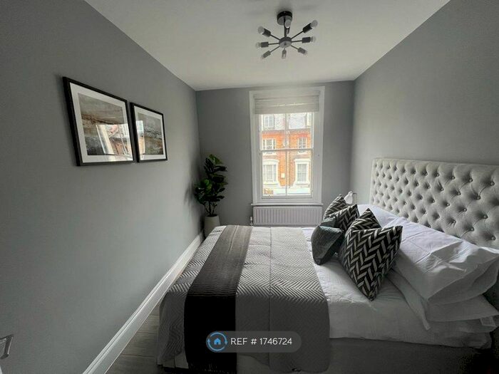 1 Bedroom Flat To Rent In Cressingham Road, London, SE13