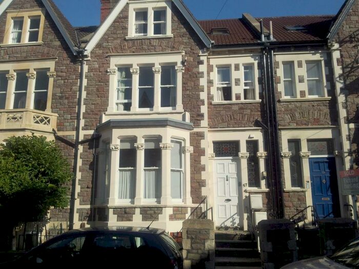 9 Bedroom Town House To Rent In Manor Park, Bristol, BS6
