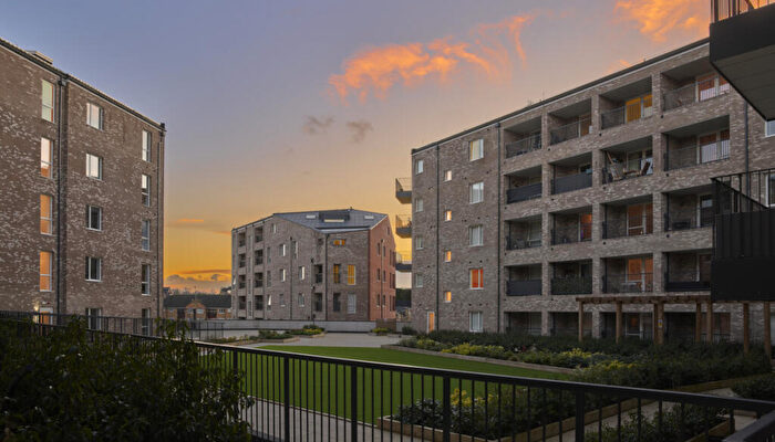 2 Bedroom Apartment For Sale In Station Road, Bishop's Stortford, CM23