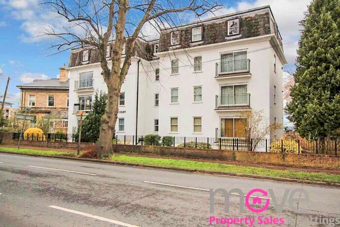 2 Bedroom Flat To Rent In Christ Church Road, Cheltenham GL50