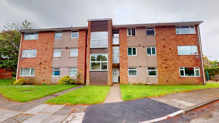 3 Bedroom Flat To Rent In Bishops Close, Whitchurch, Cardiff, CF14