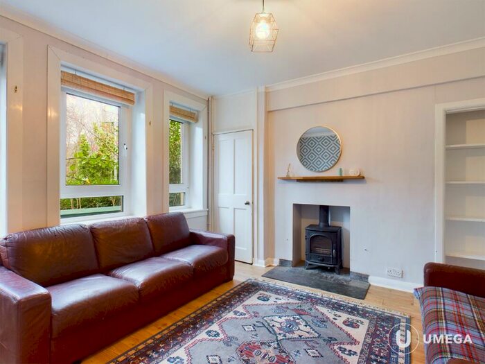 2 Bedroom Flat To Rent In Warriston Road, Warriston, Edinburgh, EH7