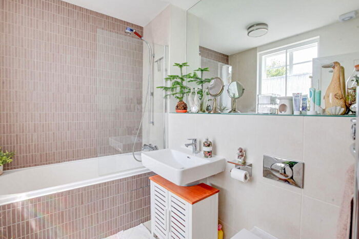 2 Bedroom Flat For Sale In Old St.Michaels Drive, Braintree, CM7