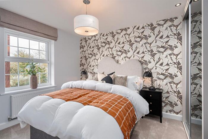 4 Bedroom Detached House For Sale In Off Botley Road, Whiteley, Hampshire, SO30